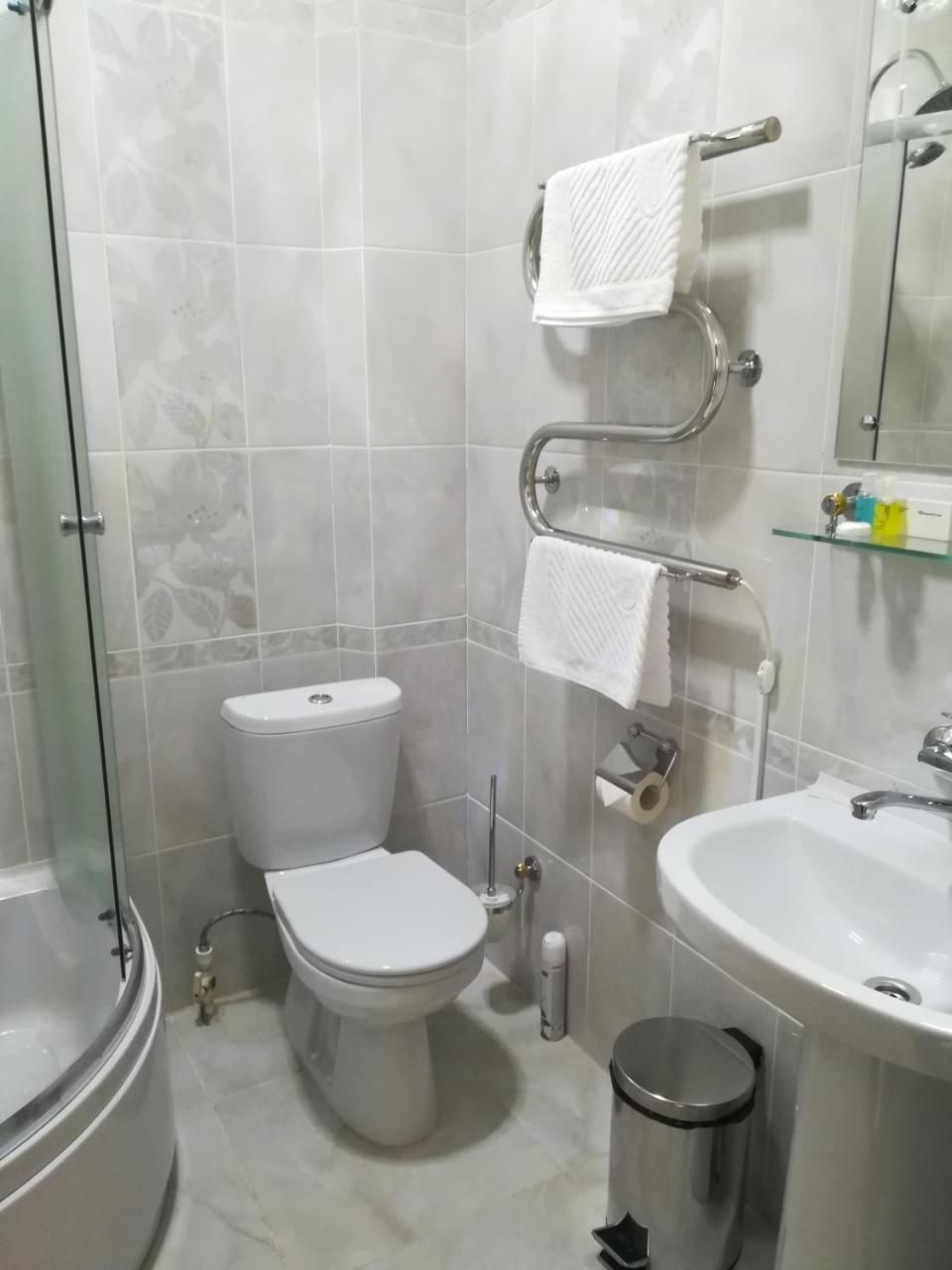 Hotel Bahetle Ekibasztuz Kültér fotó